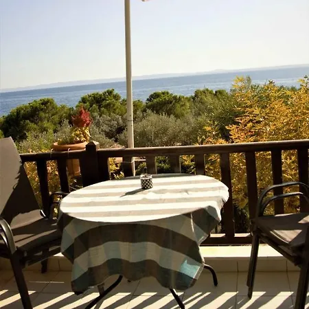 Nikos Apartment