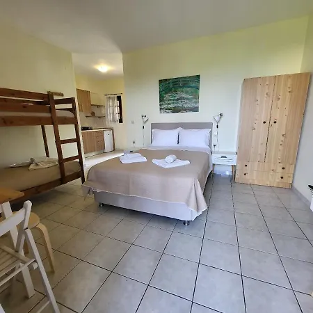 Nikos Apartment