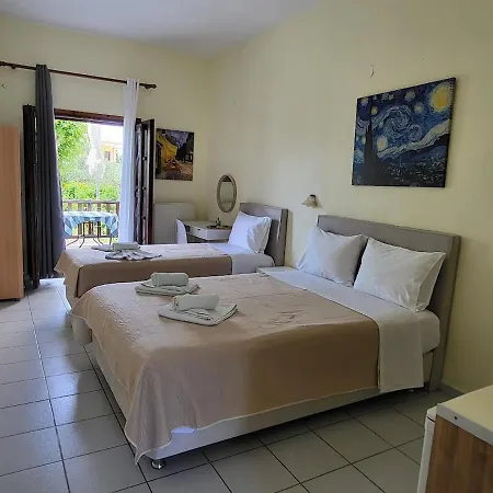Nikos Apartment *