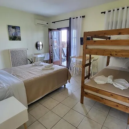 Nikos Apartment